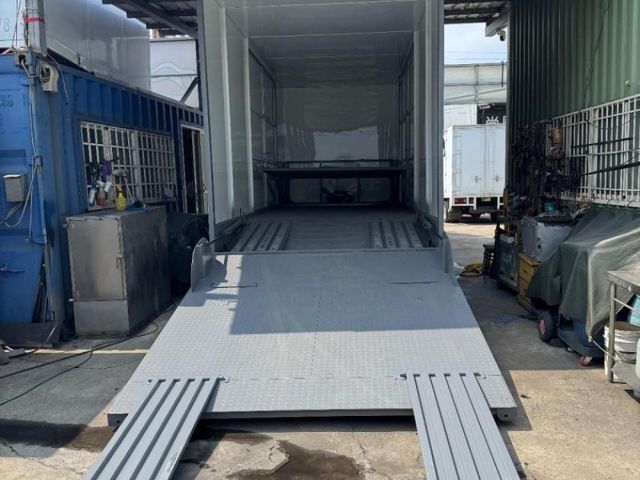 Hino 500  第14張相片