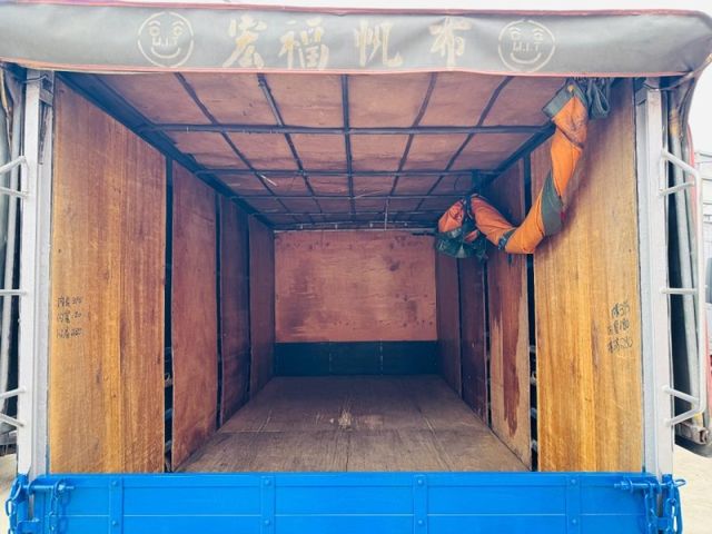 Isuzu Elf(一路發)  第7張相片