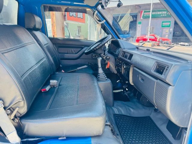 Mitsubishi Delica  第7張相片