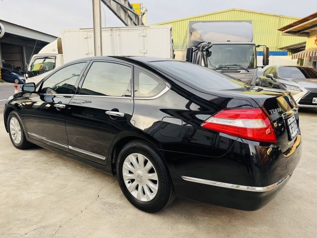 Nissan Teana  第5張相片