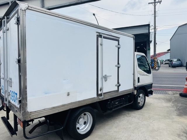 Mitsubishi Canter  第17張相片