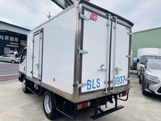 Mitsubishi Canter  第21張相片