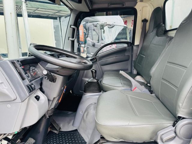 Isuzu Elf(一路發)  第12張相片