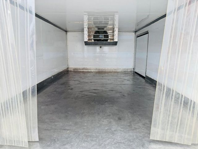 Mitsubishi Delica  第10張相片