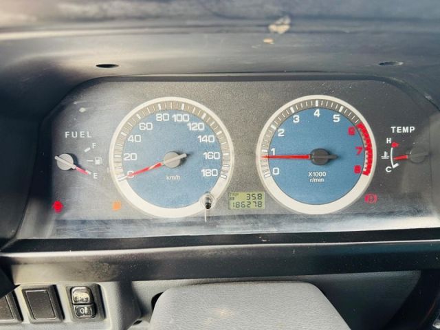 Mitsubishi Delica  第3張相片