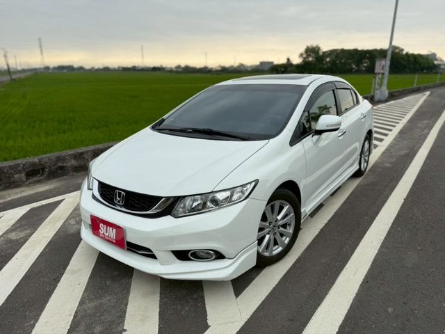 #實車實價#定速#倒車顯影#HID頭燈#天窗#五大保證  第1張相片