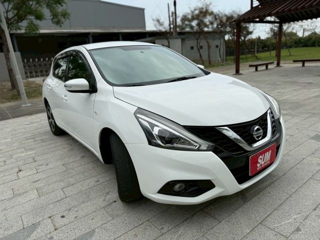#實車實價#盲點偵測#雙區恆溫空調#數位電視#衛星導航#小車魔術大空間  第2張相片