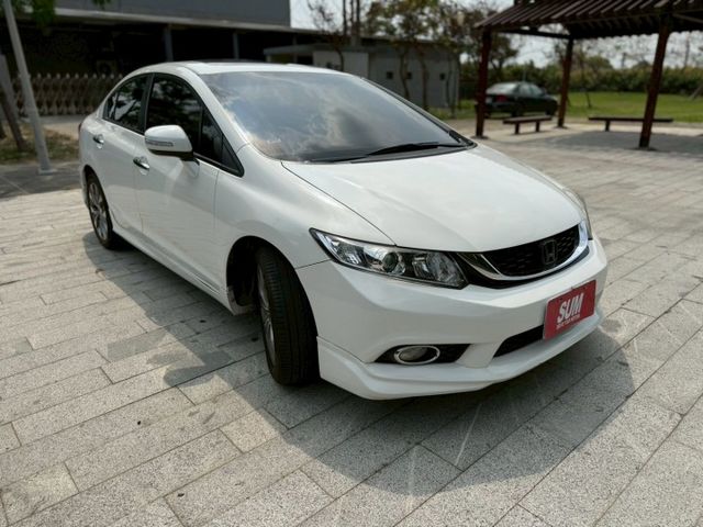 #實車實價#定速#天窗#HID頭燈#換檔撥片#稀有S版2.0  第2張相片