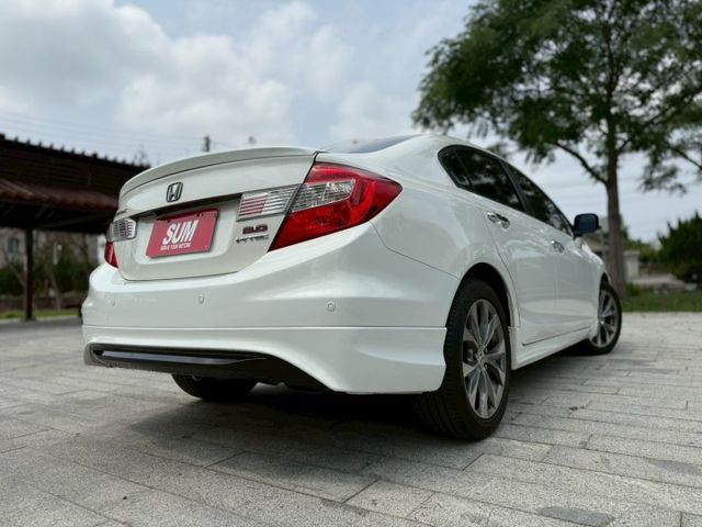 #實車實價#定速#天窗#HID頭燈#換檔撥片#稀有S版2.0  第6張相片