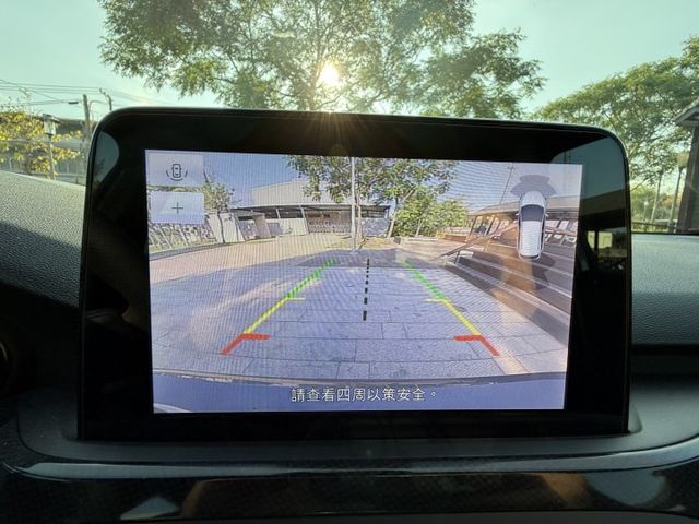 #實車實價#ST-LINE#LV2輔助駕駛#抬頭顯示器#雙區恆溫#換檔撥片  第12張相片