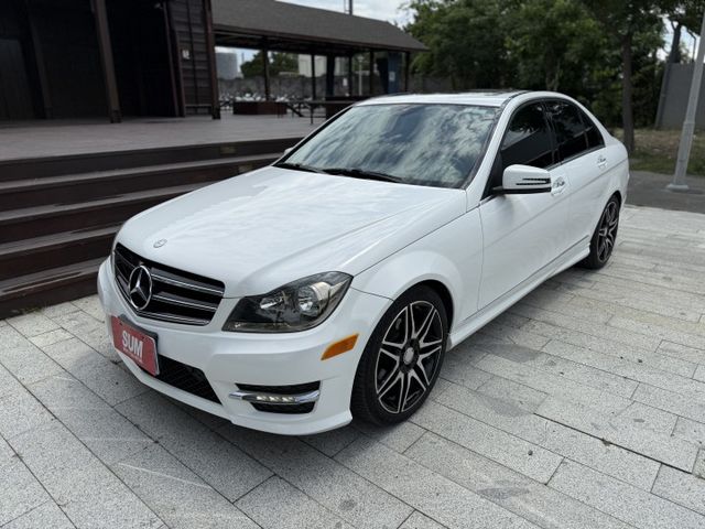 #實價實車在店#稀有AMG PLUS專屬套件#204HP馬力#雙前電動加熱座椅#HK音響#換檔撥片  第1張相片