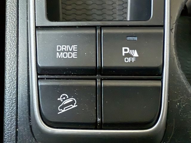 汽油時尚版#一手車#全車原鈑件#電動座椅#分區恆溫空調#後座出風口#定速#免鑰  第15張相片