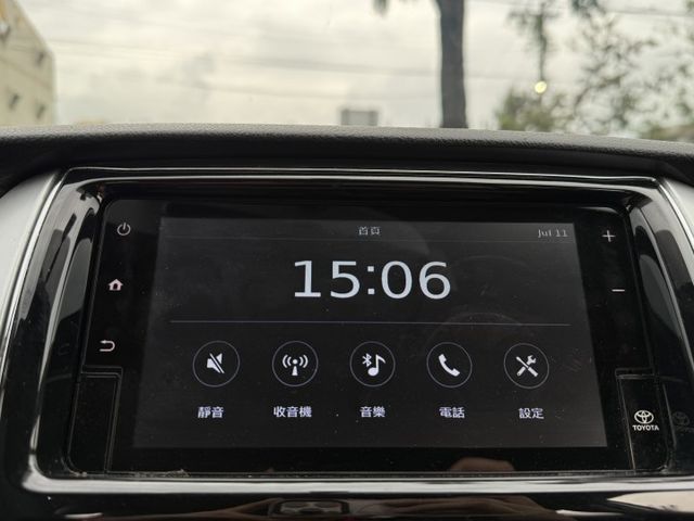 經典款1.5L /倒車顯影/自動頭燈/倒車雷達/ABS/安全氣囊/電摺後視鏡/可調方向盤/循跡系統  第11張相片