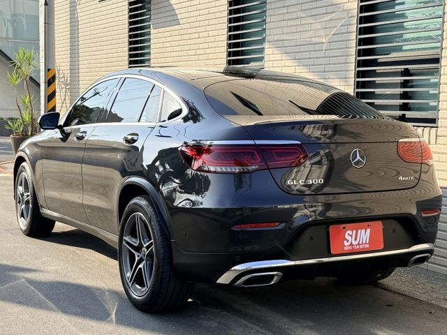 總代理/輕油電/一手車/原鈑件/AMG/自動停車/腳踢電尾門/ACC/選配氣氛燈  第5張相片