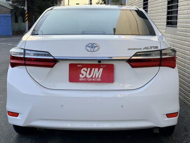 全車原鈑件 倒車顯影 IKEY免鑰/摸門 定速 循跡防滑 安全氣囊 胎壓偵測 電摺  第3張相片