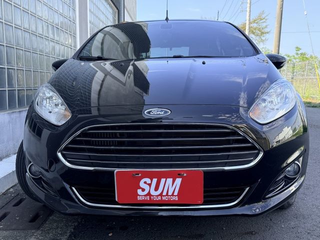 省油省稅 渦輪增壓 6氣囊 自動頭燈  斜坡起步 循跡防滑 iKey免鑰 倒車雷達  第2張相片