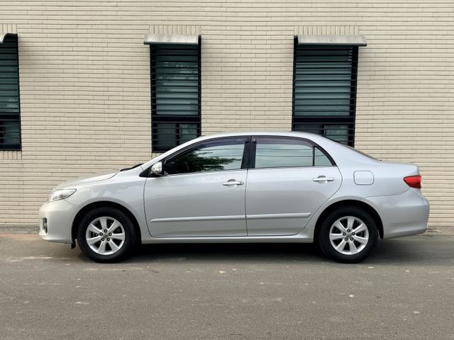 經典版 /安卓機/ABS/定速/藍芽/音響/倒車雷達/LED尾燈/電摺/前後霧燈/安全氣囊  第4張相片