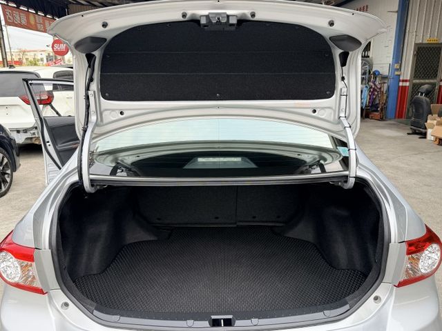 經典版 /安卓機/ABS/定速/藍芽/音響/倒車雷達/LED尾燈/電摺/前後霧燈/安全氣囊  第14張相片