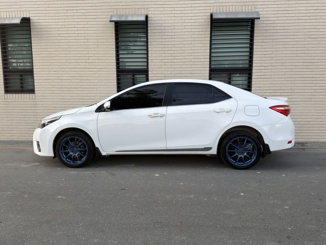 安卓機/免鑰/摸門/定速/倒車顯影/胎壓偵測/自動頭燈/TCS防滑/電摺  第4張相片