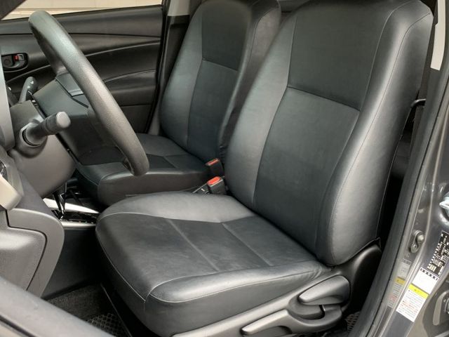 原鈑件/安卓機/ 倒車顯影/自動頭燈/倒車雷達/藍芽/安全氣囊/電摺/可調方向盤/循跡系統  第8張相片