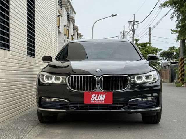 **740LI**總代理 360環景 定速 HK音響 全車電動記憶座椅 腳踢尾門 後座平板控制 遙控移車  第3張相片