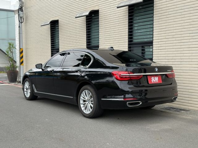 **740LI**總代理 360環景 定速 HK音響 全車電動記憶座椅 腳踢尾門 後座平板控制 遙控移車  第5張相片