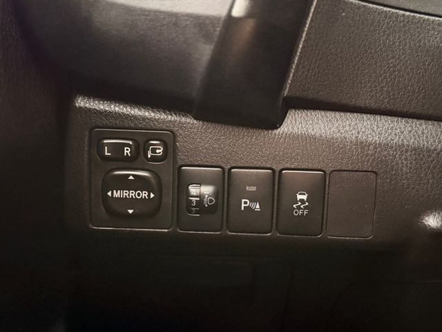 贈四顆新胎/安卓機/倒車顯影/定速/藍芽/免鑰/摸門/導航/運動模式/抬顯/電摺/防滑  第10張相片