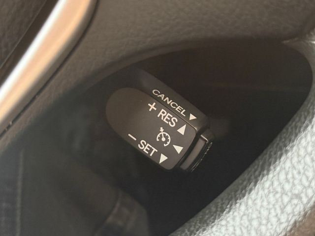 贈四顆新胎/安卓機/倒車顯影/定速/藍芽/免鑰/摸門/導航/運動模式/抬顯/電摺/防滑  第13張相片