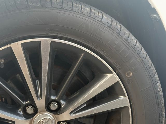 贈四顆新胎/安卓機/倒車顯影/定速/藍芽/免鑰/摸門/導航/運動模式/抬顯/電摺/防滑  第20張相片