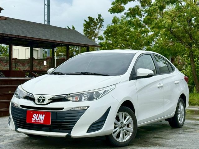 經典款1.5L /倒車顯影/自動頭燈/倒車雷達/ABS/安全氣囊/電摺後視鏡/可調方向盤/循跡系統  第2張相片