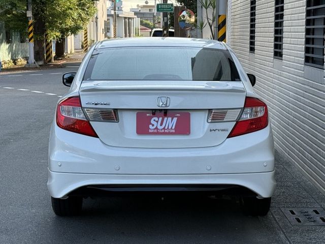 VTI-S 安卓機/倒車顯影/天窗/換檔撥片/行車紀錄器/藍芽/循跡防滑  第5張相片