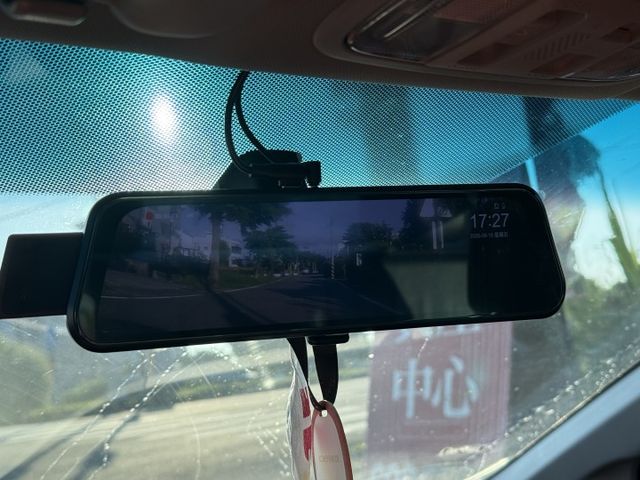 VTI-S 安卓機/倒車顯影/天窗/換檔撥片/行車紀錄器/藍芽/循跡防滑  第13張相片