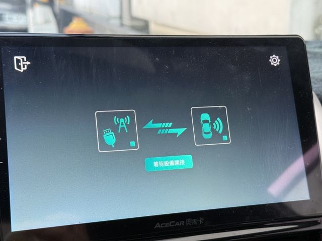 **跑少**安卓機/APPLE CARPLAY /免鑰摸門/胎偵/抬顯/電摺  第10張相片