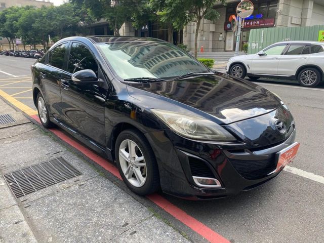 Mazda Mazda3  第2張相片
