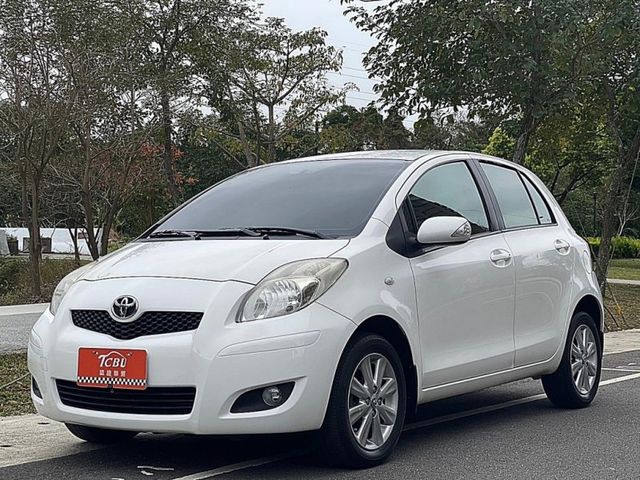 2014豐田 小鴨/yaris 1.5G一手女用水噹噹 跑7萬  第1張相片