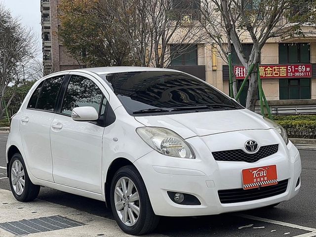 2014豐田 小鴨/yaris 1.5G一手女用水噹噹 跑7萬  第2張相片