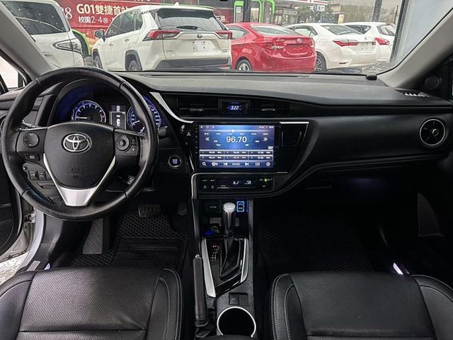 Toyota ALTIS  第6張相片