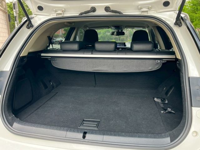 Lexus CT200H  第6張相片
