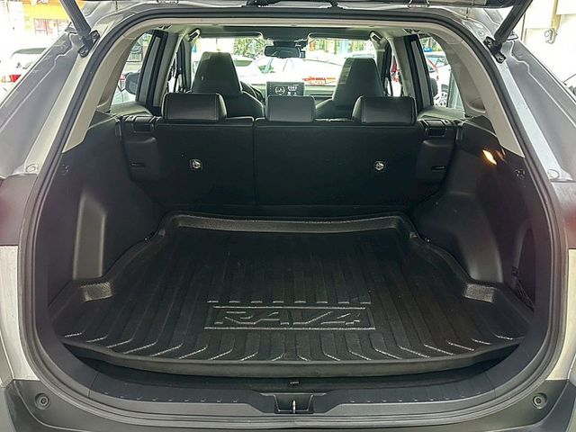 Toyota RAV4  第4張相片