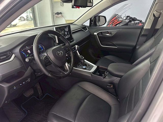 Toyota RAV4  第5張相片