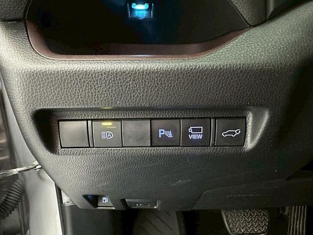 Toyota RAV4  第9張相片