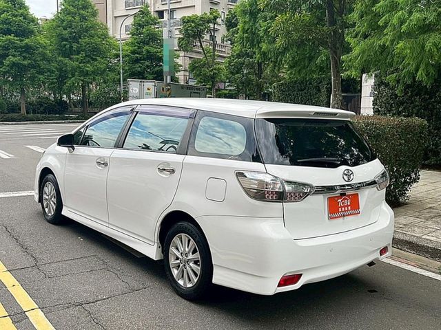 Toyota Wish  第6張相片