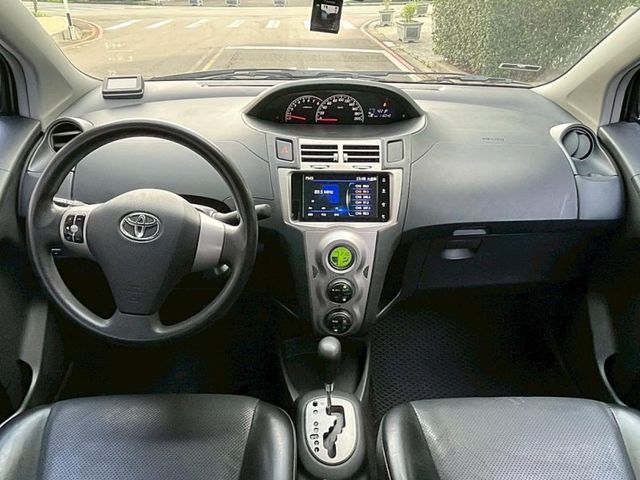 Toyota Yaris  第8張相片