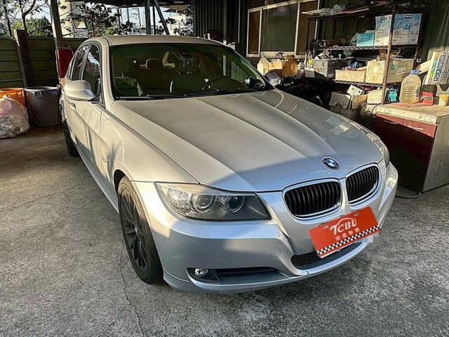 BMW/ 寶馬 320i  第2張相片
