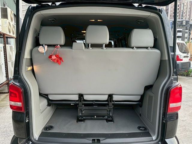 Volkswagen 福斯 T5  第9張相片