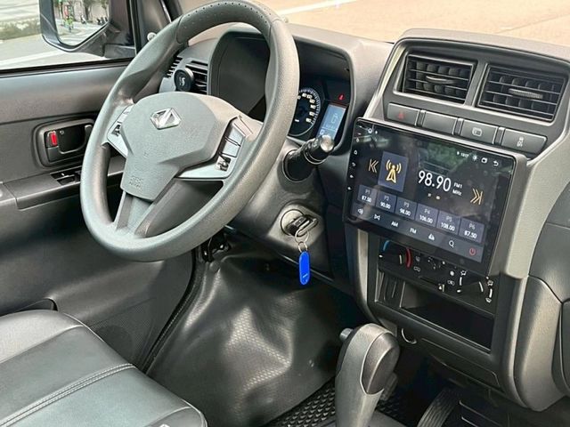 自排廂型車, VERYCA菱利 A180  跑5萬 一手原版件,五人座,定速,盲點,安卓機  360環景  第9張相片