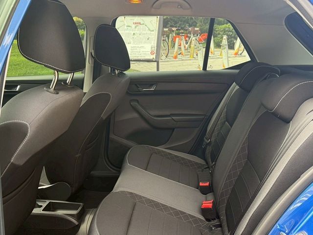 Skoda Fabia  第9張相片