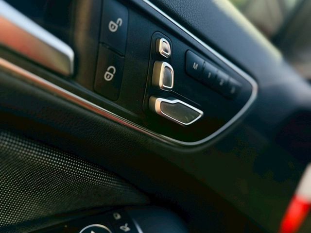 Mercedes-Benz/賓士 A-CLASS  第2張相片