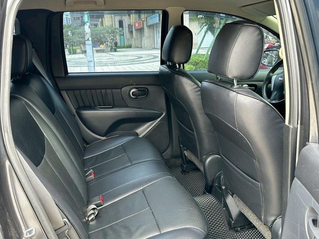 Nissan Livina  第2張相片