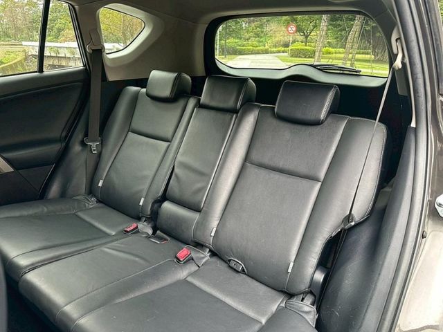 Toyota RAV4  第2張相片